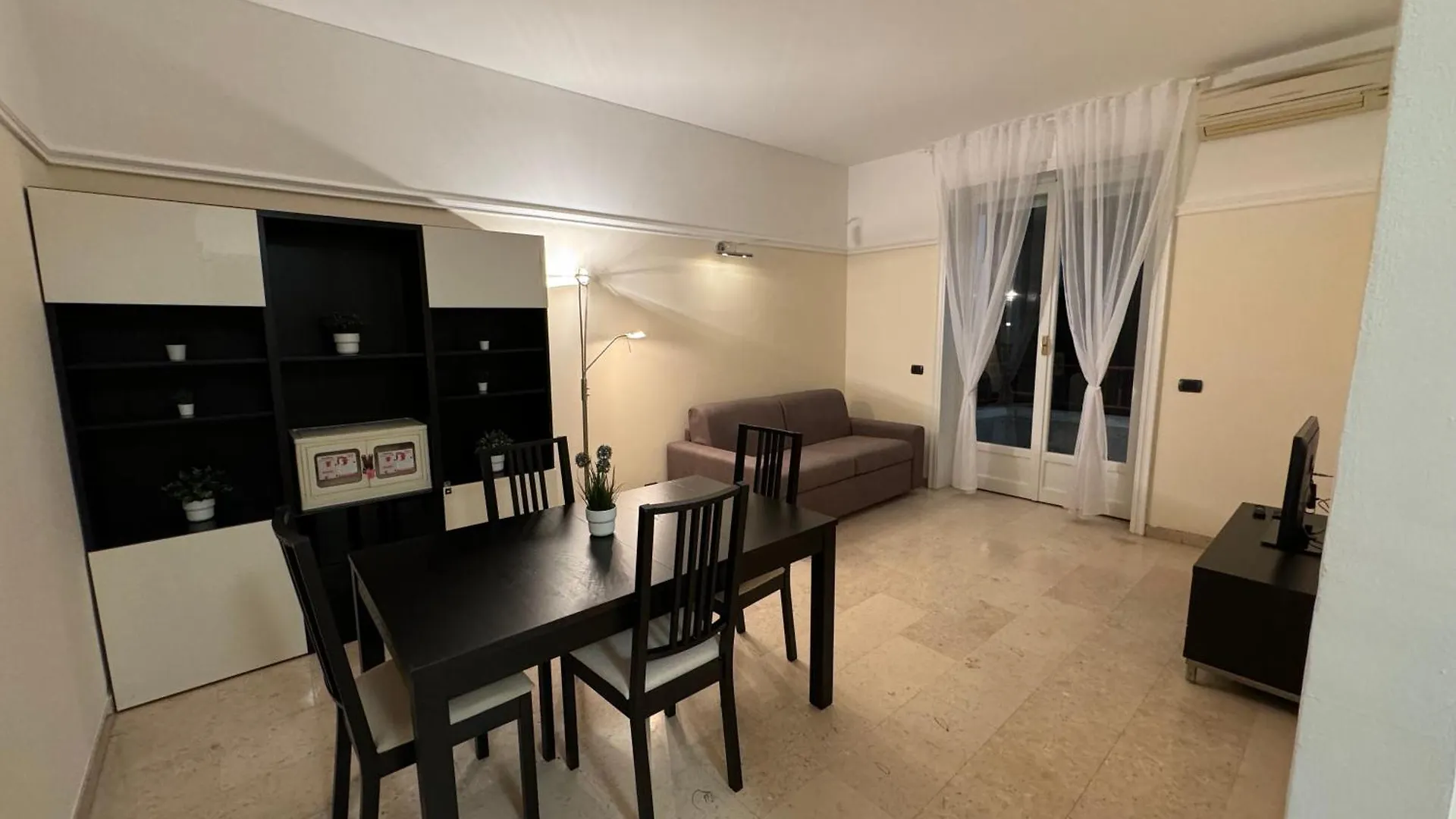 Apartment Lorenteggio Urban Suite - Affitti Brevi Italia Milan